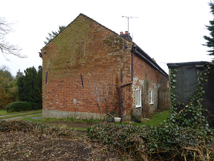 Manor
                                                        farm cottages