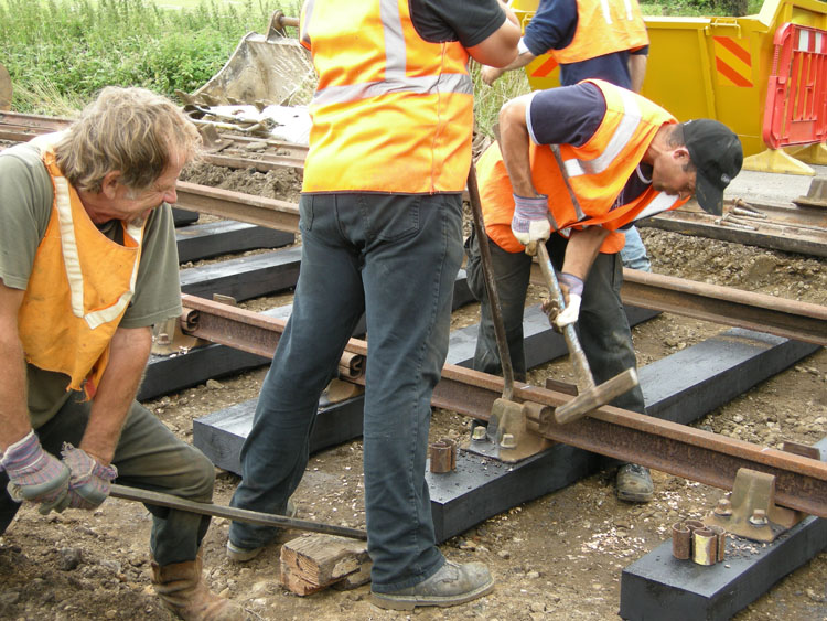tracklaying